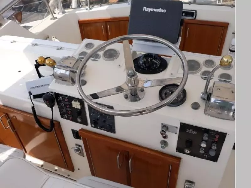 1980 Hatteras Convertible