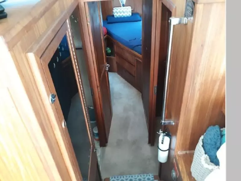 1980 Hatteras Convertible