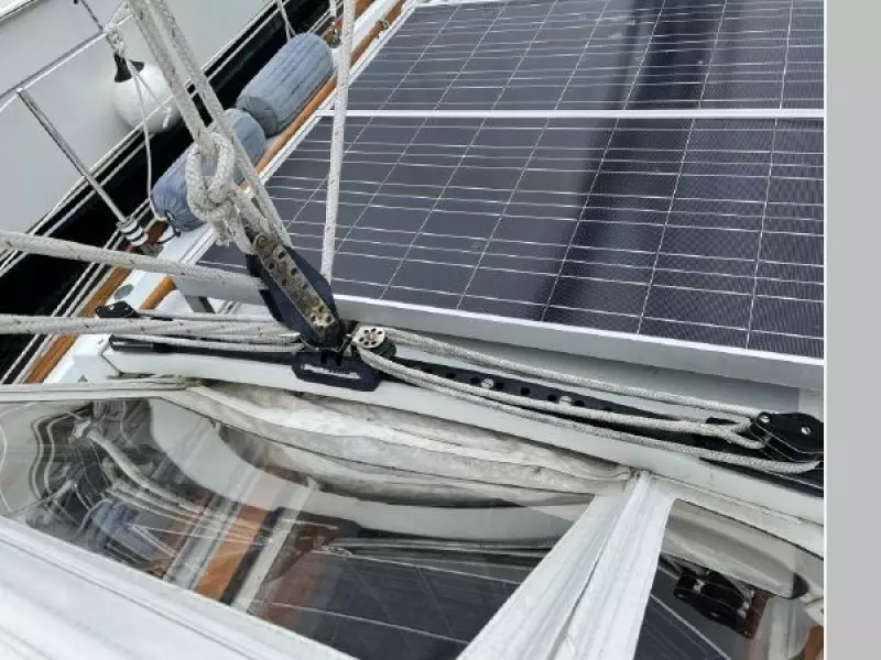 2001 Cape Dory Robinhood 36