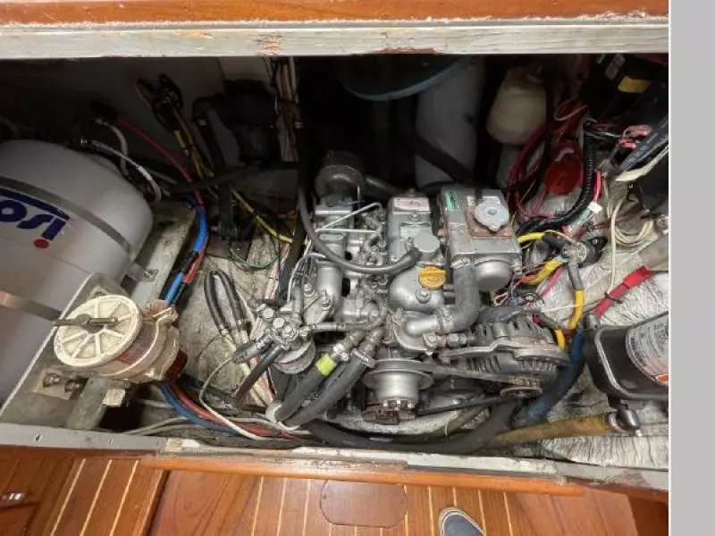 2001 Cape Dory Robinhood 36