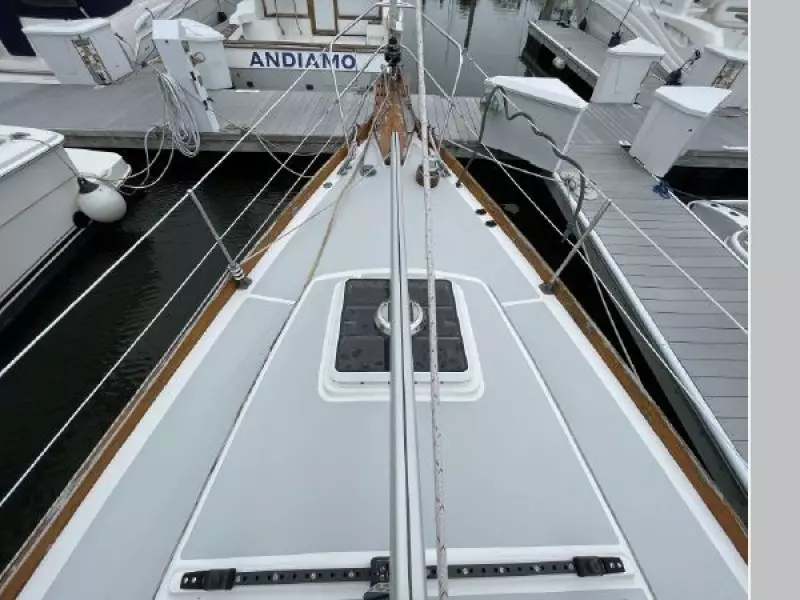 2001 Cape Dory Robinhood 36