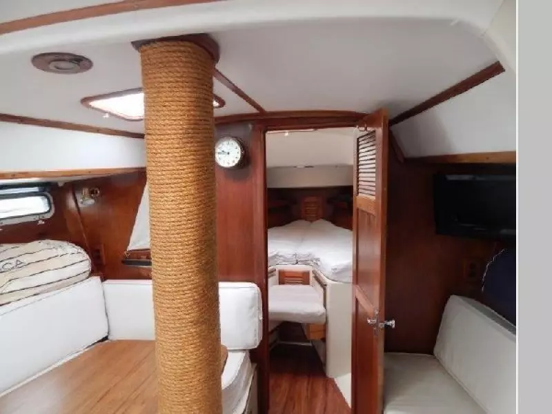 1987 Irwin Citation 35