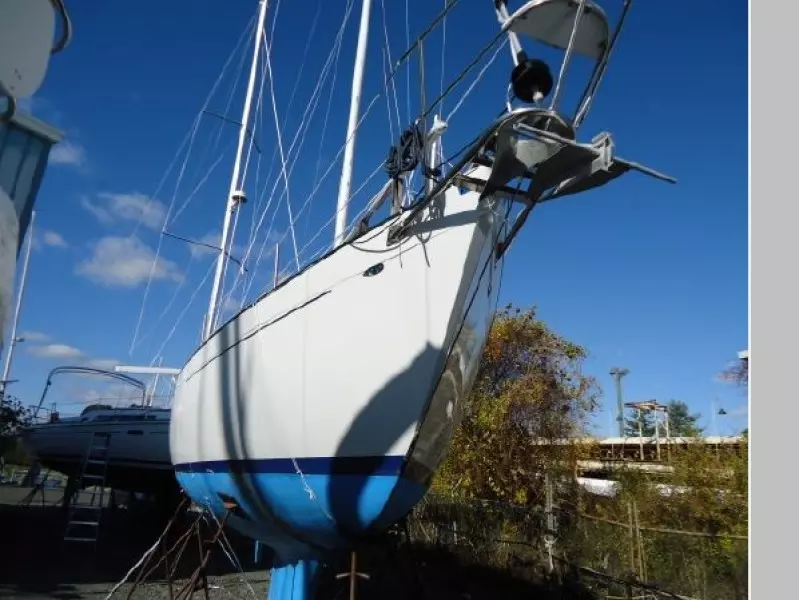 1980 Hinterhoeller Niagara 35