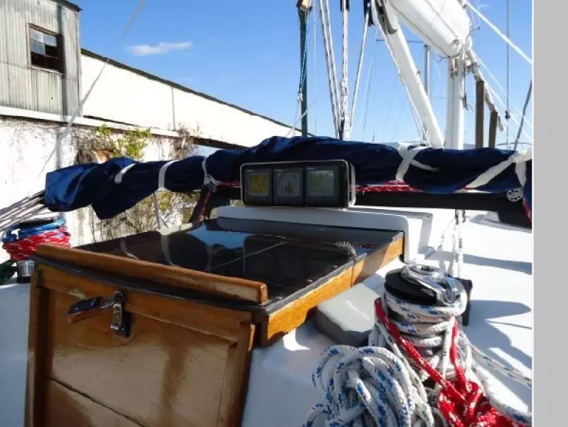 1980 Hinterhoeller Niagara 35