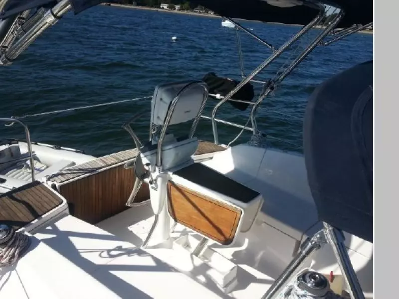2013 Hunter 33