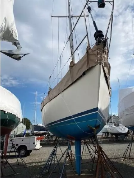 1982 Beneteau First 32.5