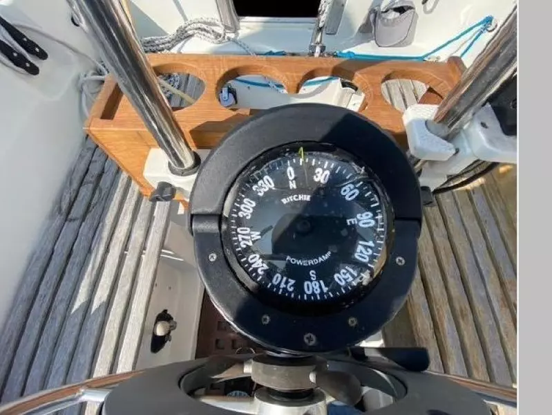 1982 Beneteau First 32.5