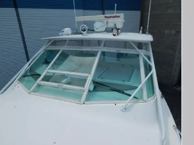 2001 Cabo 31 Express