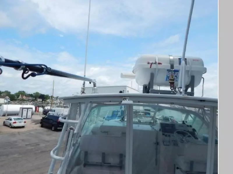 2001 Cabo 31 Express