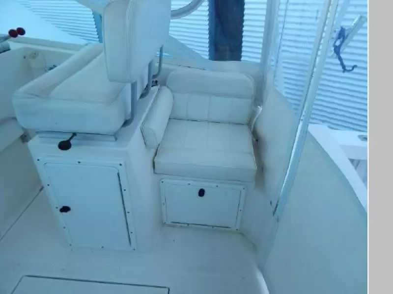 2001 Cabo 31 Express