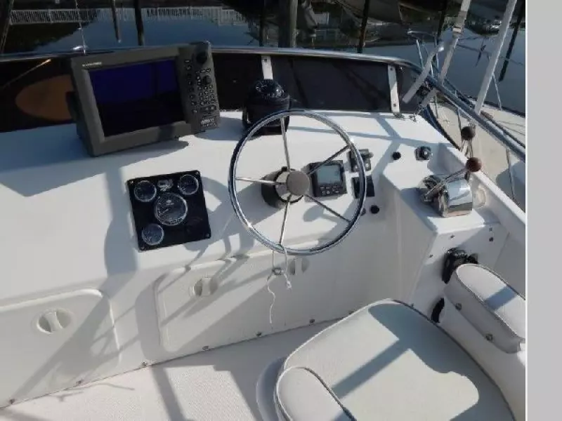 2006 Eastern Casco Bay Flybridge 31