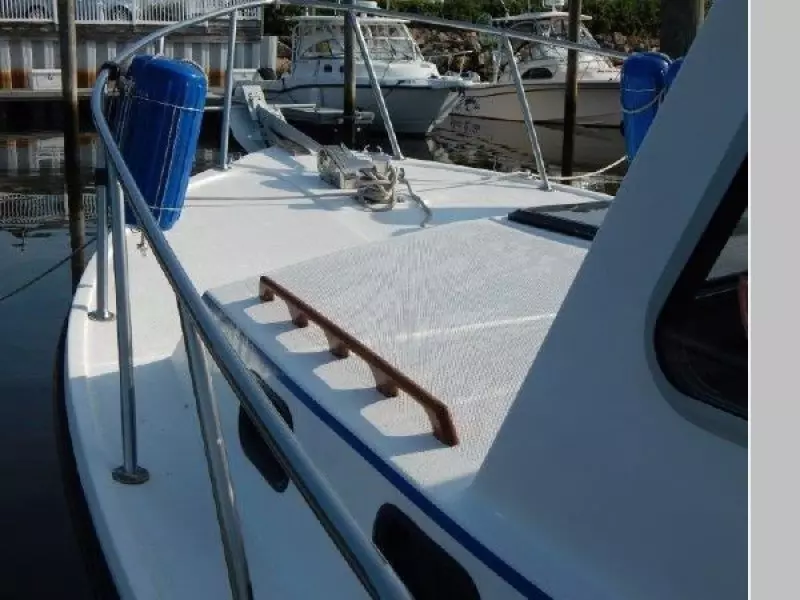 2006 Eastern Casco Bay Flybridge 31