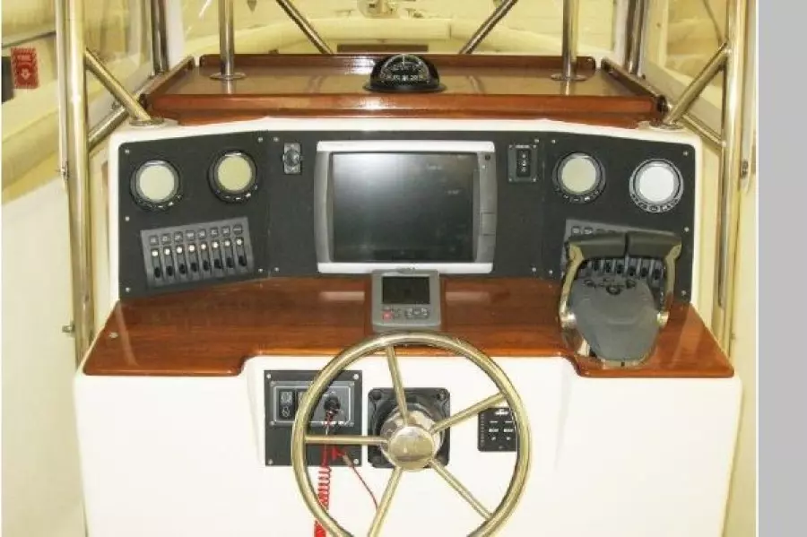 1990 Ocean Master 31 CC