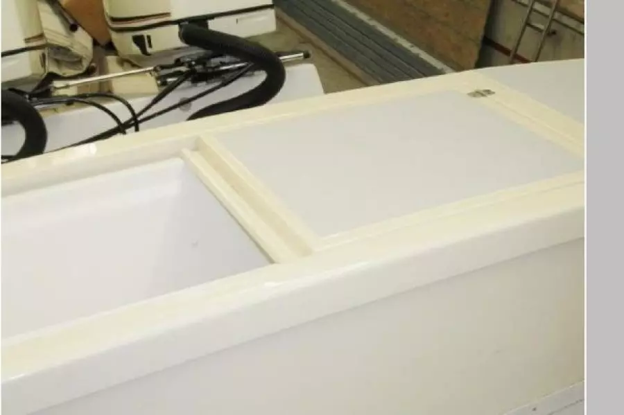 1990 Ocean Master 31 CC