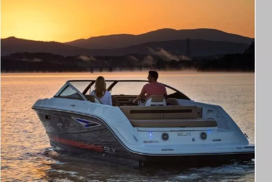 2018 Sea Ray SLX 250