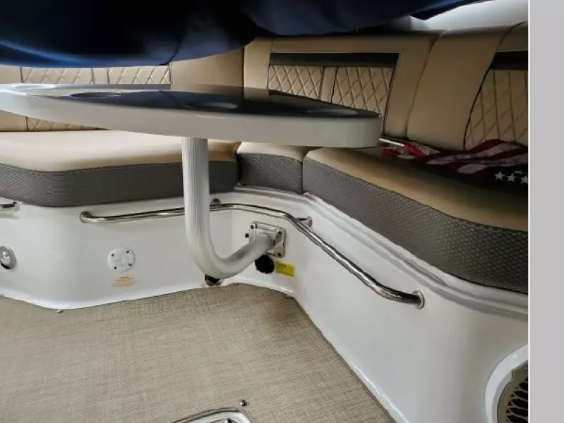 2018 Sea Ray SLX 250