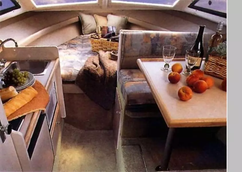 1998 Bayliner 2452 Ciera Express