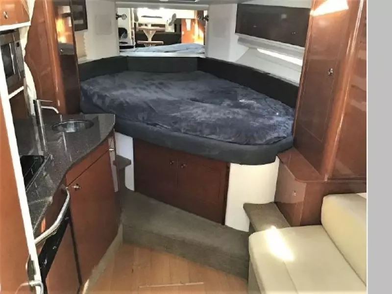 2014 Sea Ray 330 Sundancer