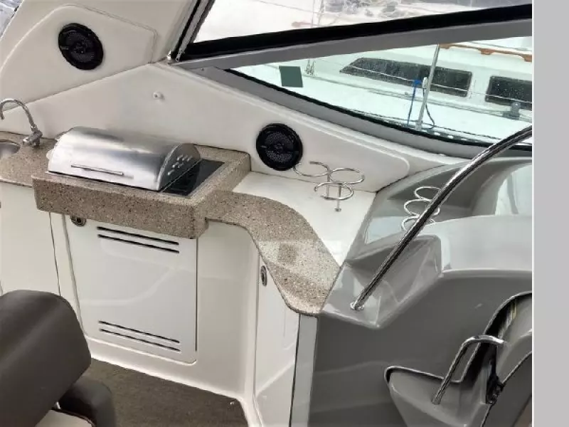 2014 Sea Ray 330 Sundancer