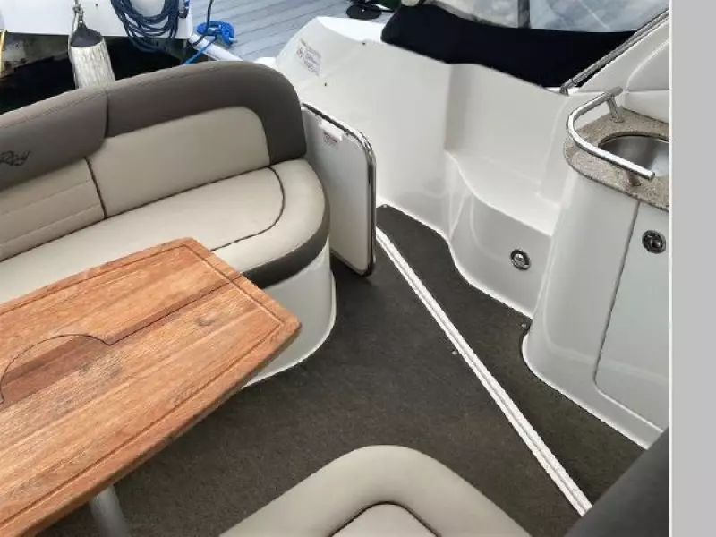 2014 Sea Ray 330 Sundancer