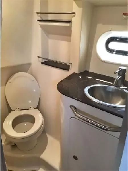 2014 Sea Ray 330 Sundancer