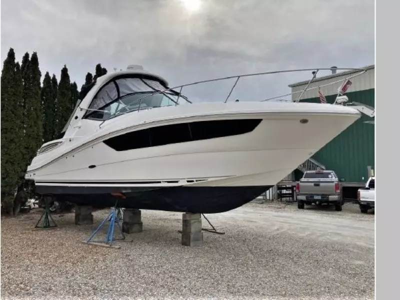 2014 Sea Ray 330 Sundancer