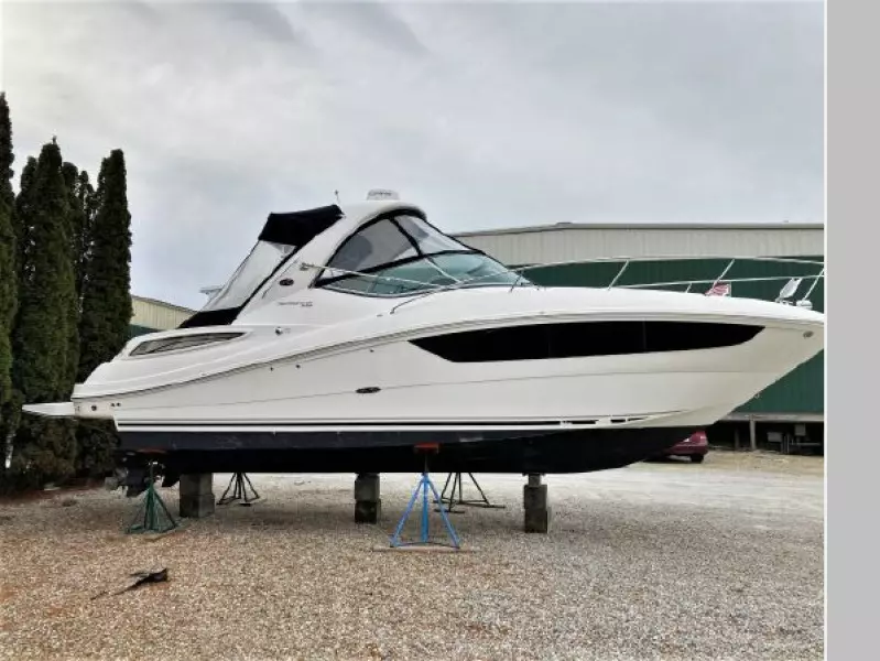 2014 Sea Ray 330 Sundancer