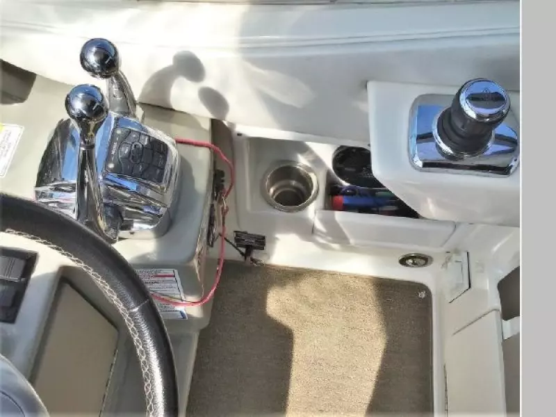 2014 Sea Ray 330 Sundancer