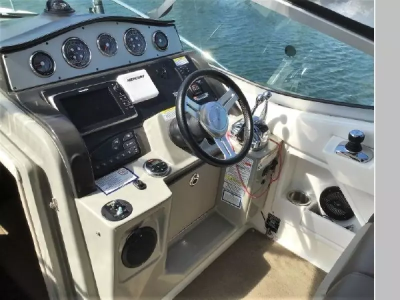 2014 Sea Ray 330 Sundancer