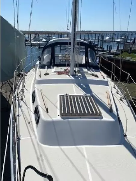 1987 S2 Center Cockpit Sloop