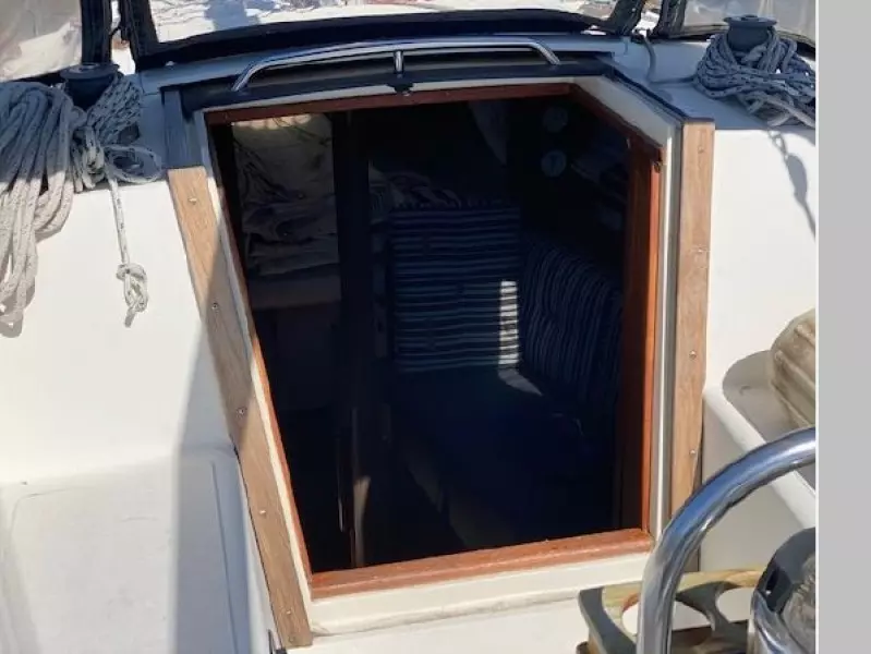 1987 S2 Center Cockpit Sloop