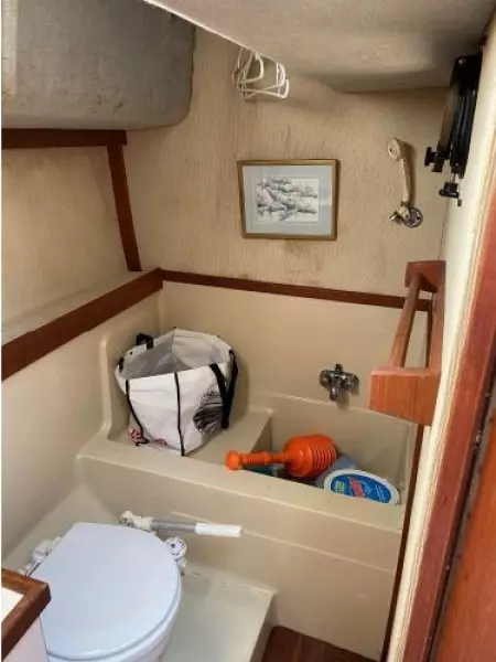 1987 S2 Center Cockpit Sloop