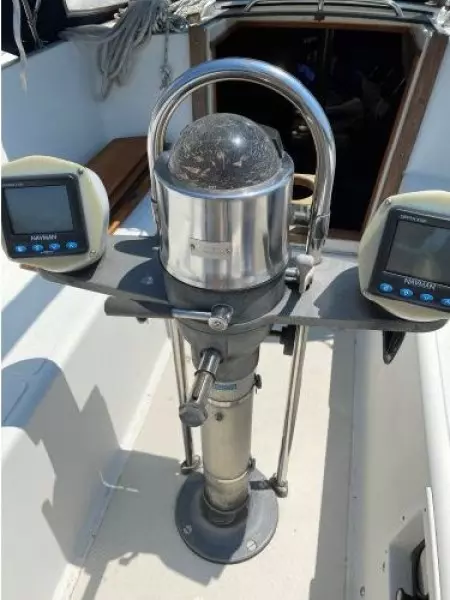 1987 S2 Center Cockpit Sloop