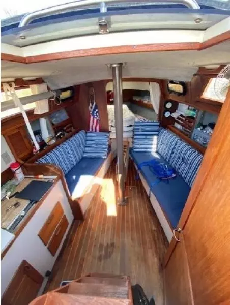 1987 S2 Center Cockpit Sloop