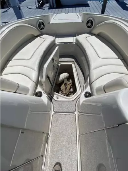 2008 Sea Ray 220 Sundeck