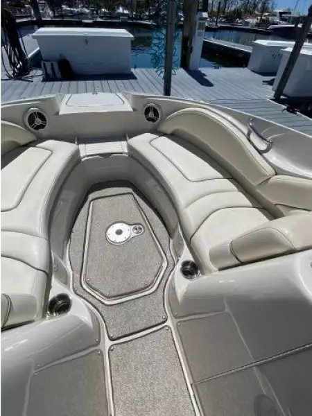 2008 Sea Ray 220 Sundeck