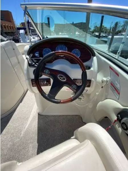 2008 Sea Ray 220 Sundeck