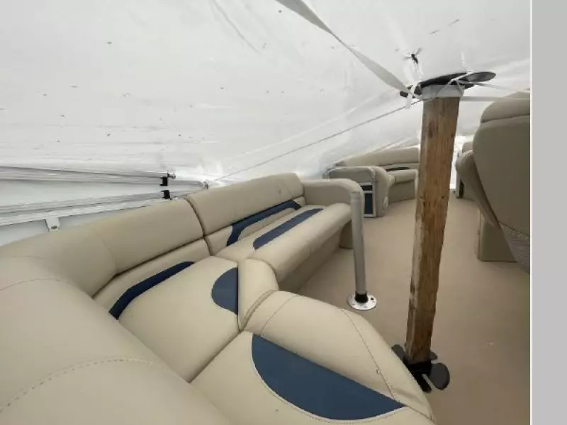 2015 Lowe SS210 Super Sport