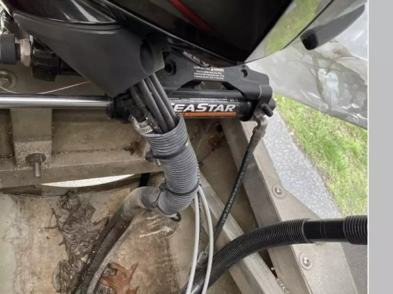 2015 Lowe SS210 Super Sport