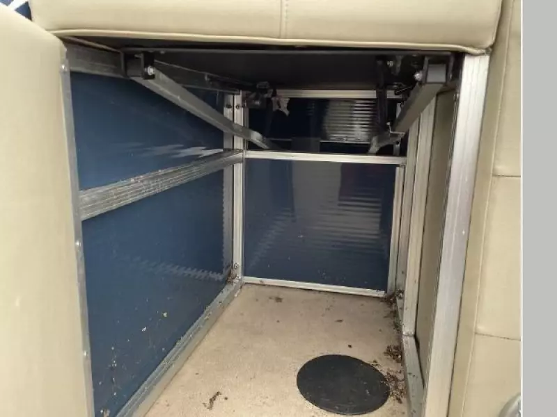 2015 Lowe SS210 Super Sport