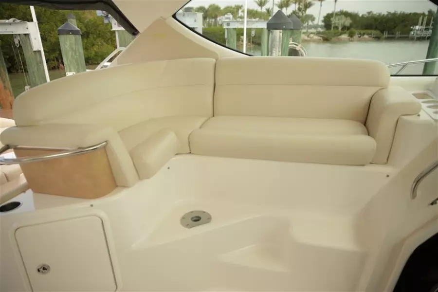 2008 Tiara Yachts 3900 Sovran