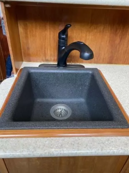 2001 Silverton 330 Sport Bridge