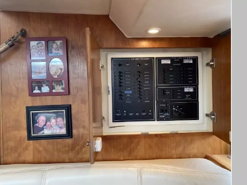 2001 Silverton 330 Sport Bridge