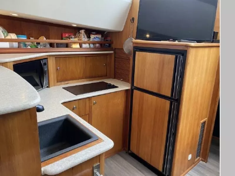 2001 Silverton 330 Sport Bridge