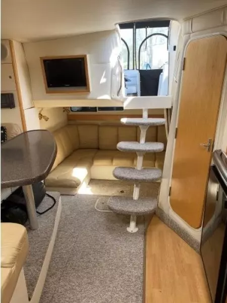 2001 Larson 330 Cabrio