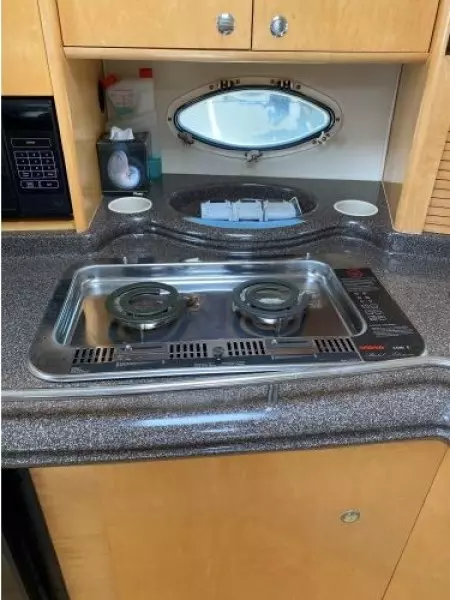 2001 Larson 330 Cabrio