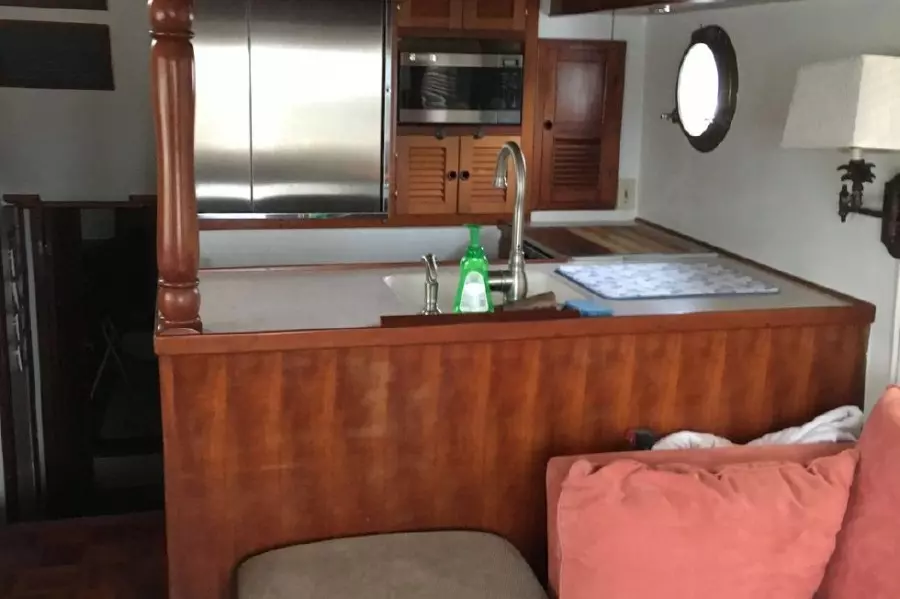 1982 Kadey-Krogen Cruiser