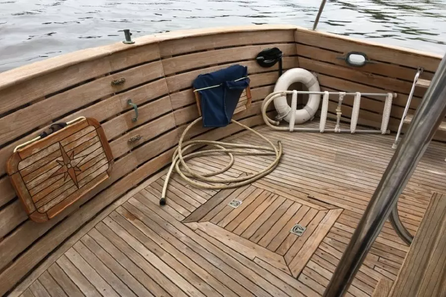 1982 Kadey-Krogen Cruiser