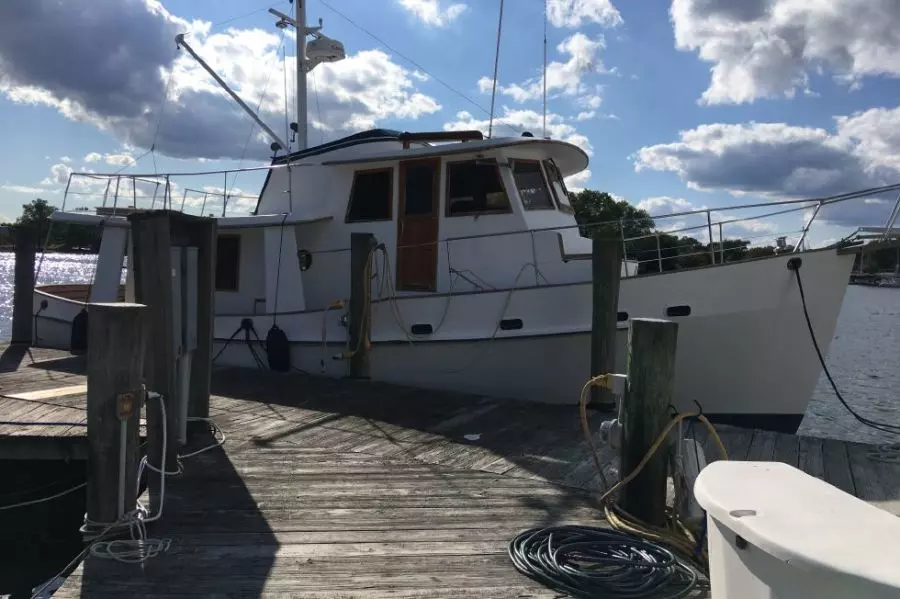 1982 Kadey-Krogen Cruiser