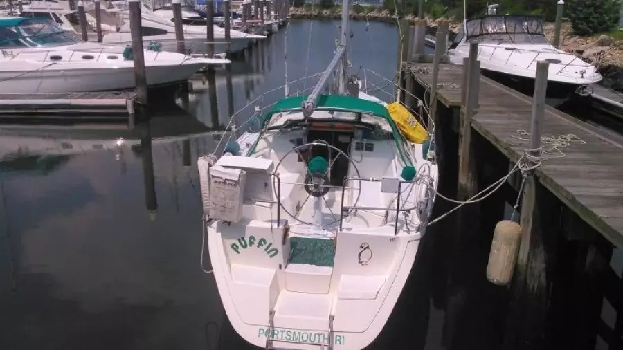 1990 Hunter 33.5